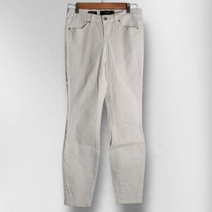 Nine West jeans women's size 4 / 27 missy cigarette fit skinny leg white jeans